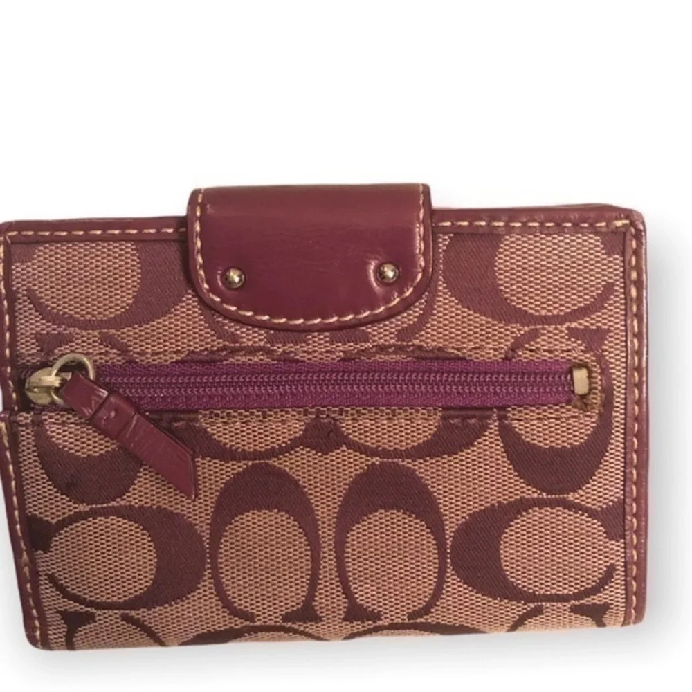 Coach signature purple burgundy maroon vintage y2k c compact turnlock wallet